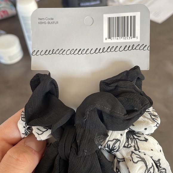 Brand new hair scarfs - Picture 4 of 4